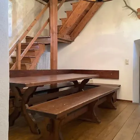 Apartamento Ferienwohnung Im Schloss *