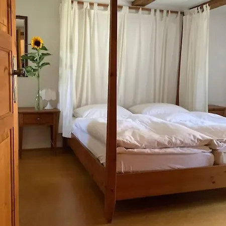 Ferienwohnung Im Schloss Apartamento