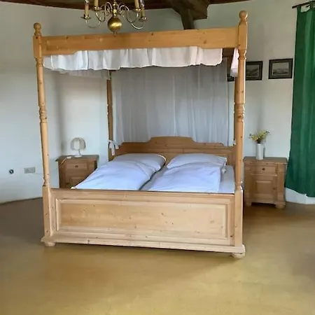 Ferienwohnung Im Schloss Obersontheim